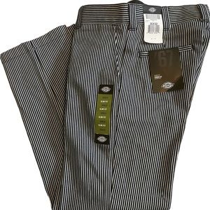 NWT Dickies 30x32